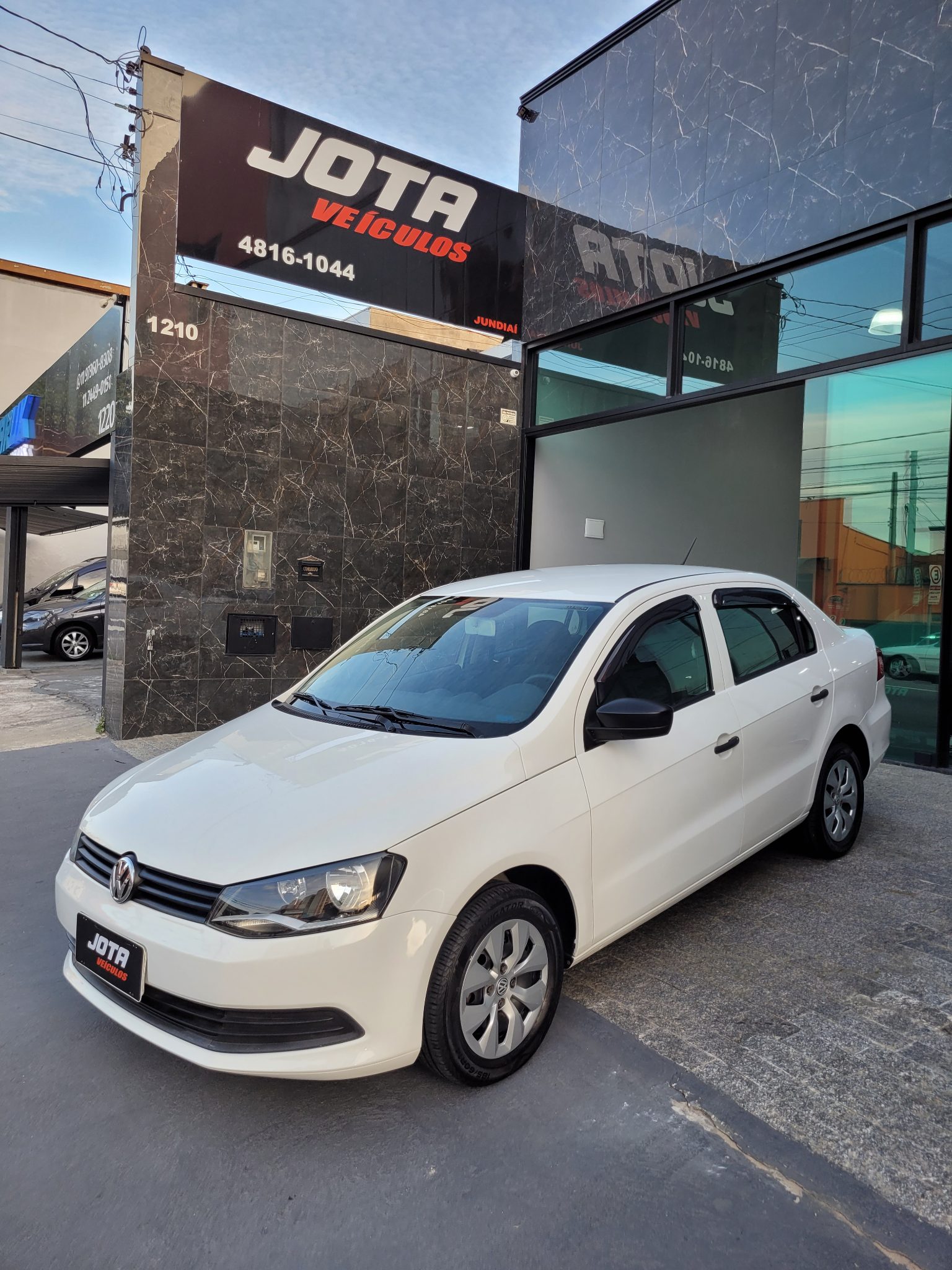 VOLKSWAGEN VOYAGE 1.0 MI TRENDLINE 8V FLEX 4P MANUAL