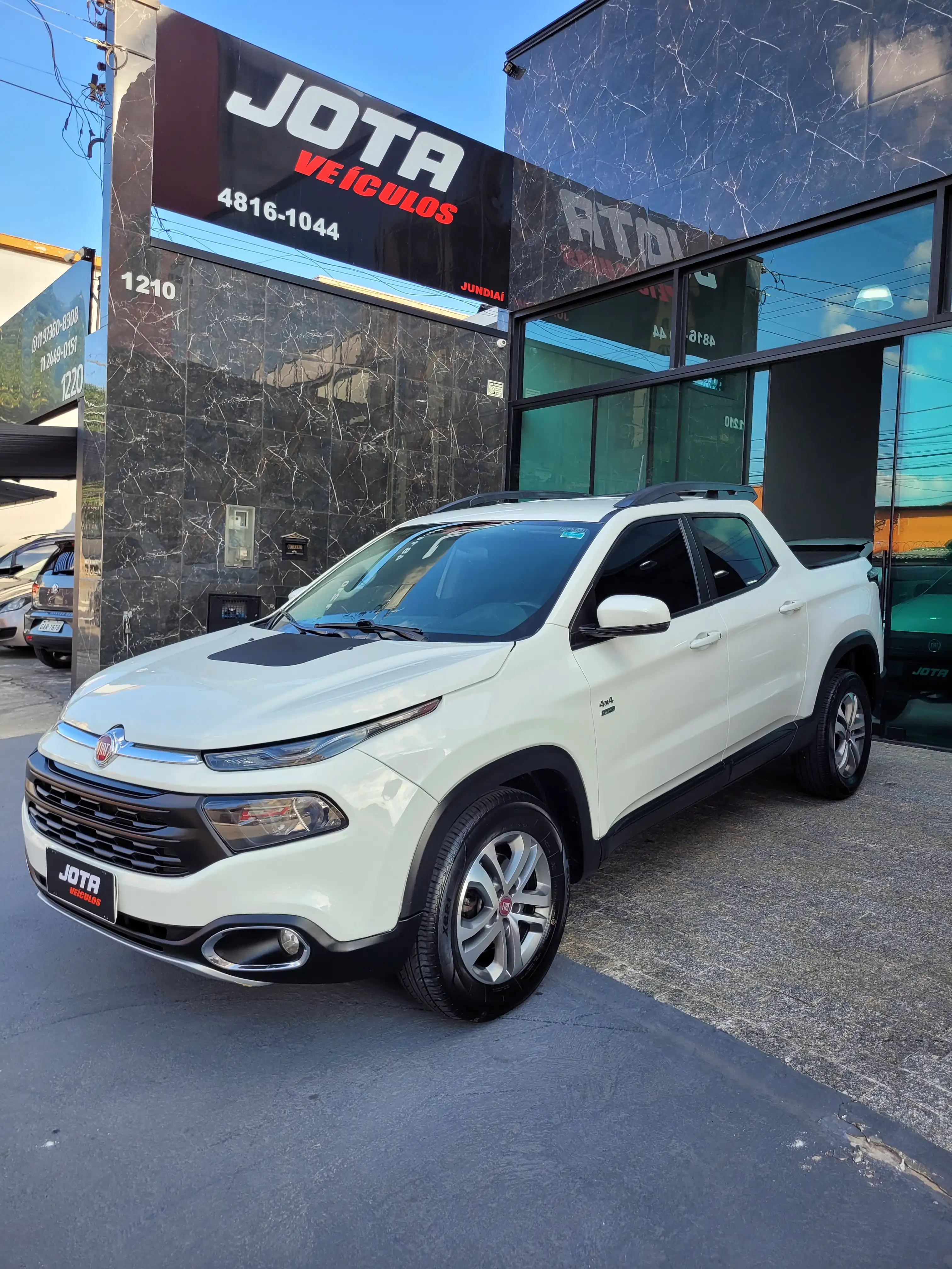 FIAT TORO 2.0 16V TURBO DIESEL FREEDOM 4WD AT9